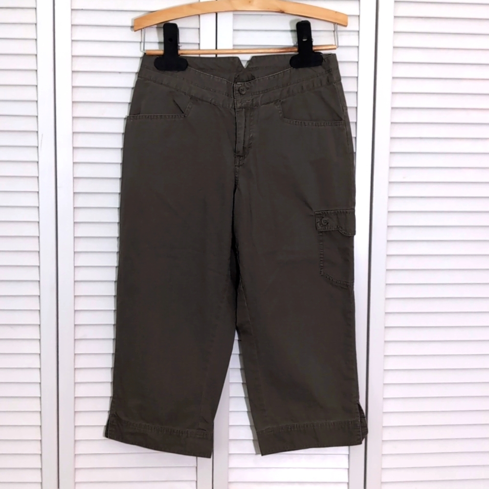 Columbia Capris Green Size 8